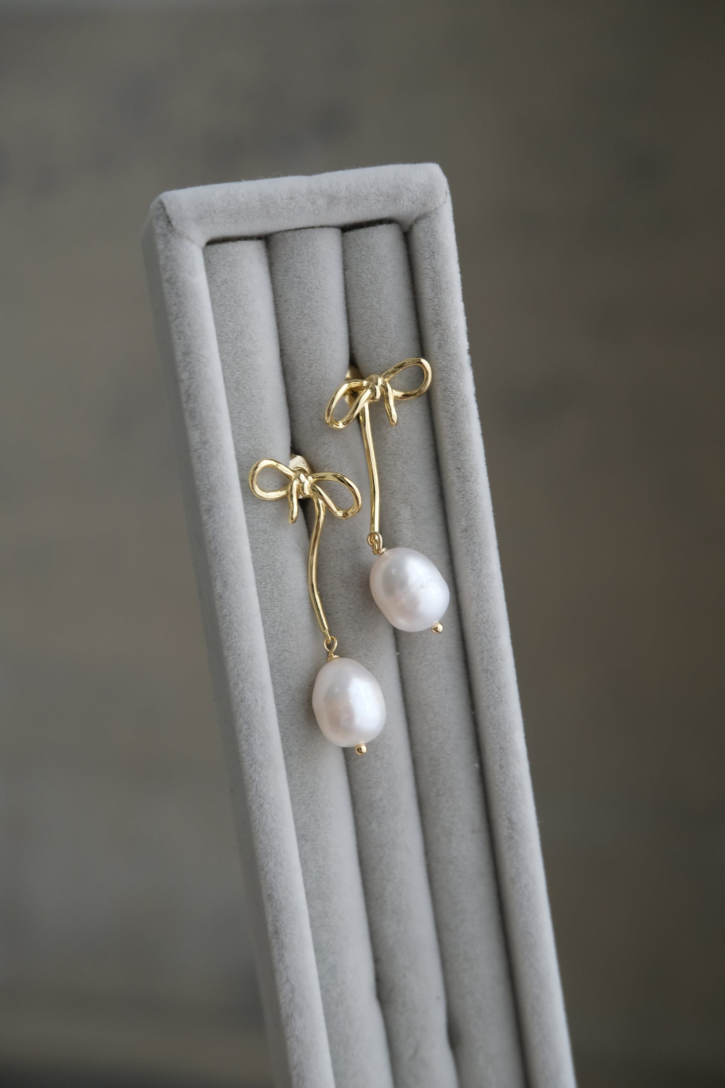 Isabel Bow Pearl Earrings