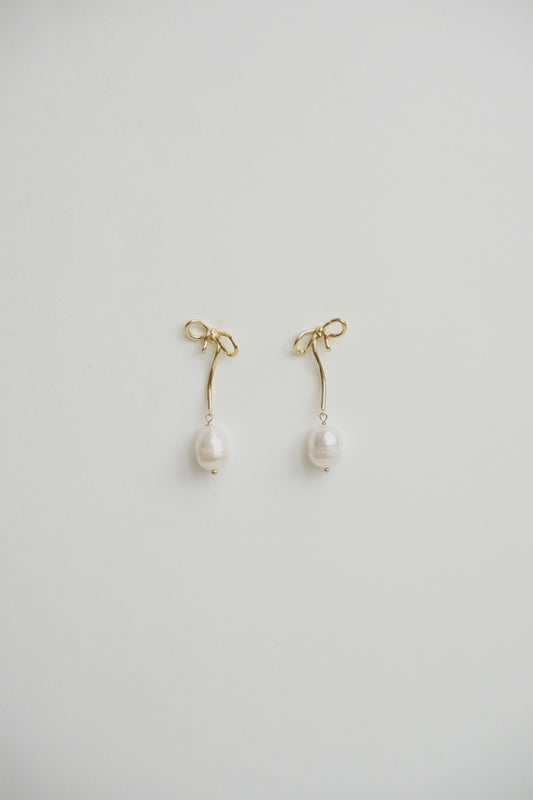 Isabel Bow Pearl Earrings