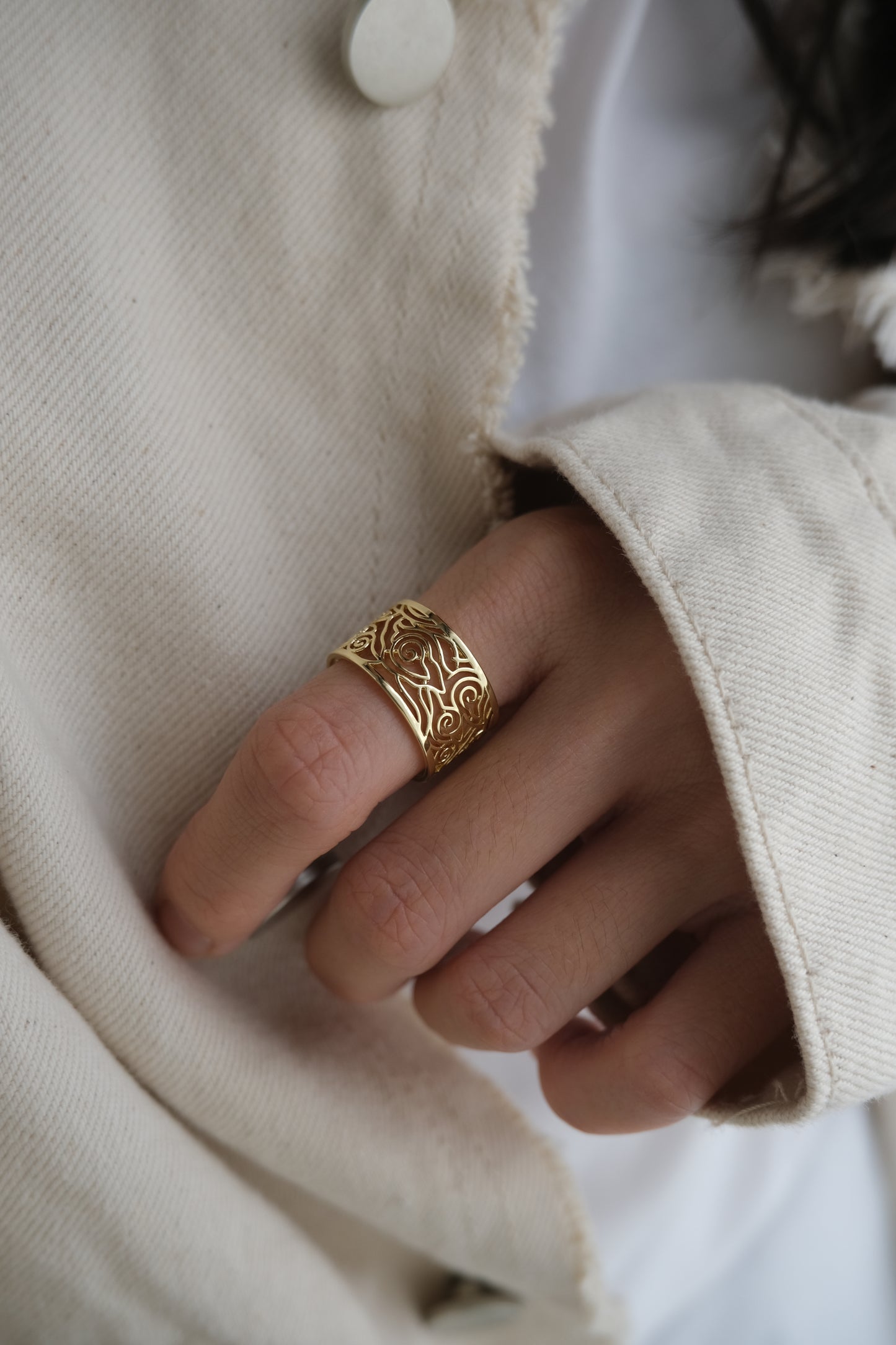 Mega Mendung Ring